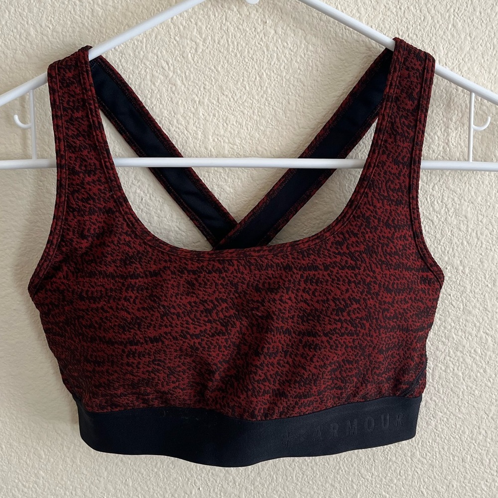Women’s Under Armour burgundy cross back sports bra, size Medium